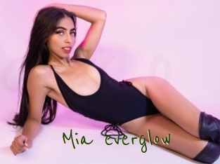 Mia_everglow