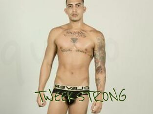 TWEEKSTRONG