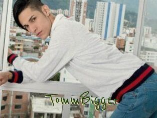 TommBigger