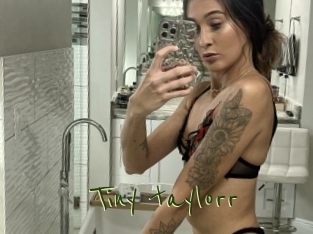 Tiny_taylorr